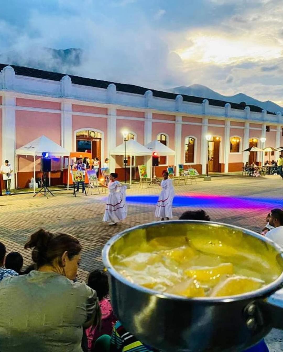 Amueblados, Zona Centrica-cisneros- Antioquia Apartment *