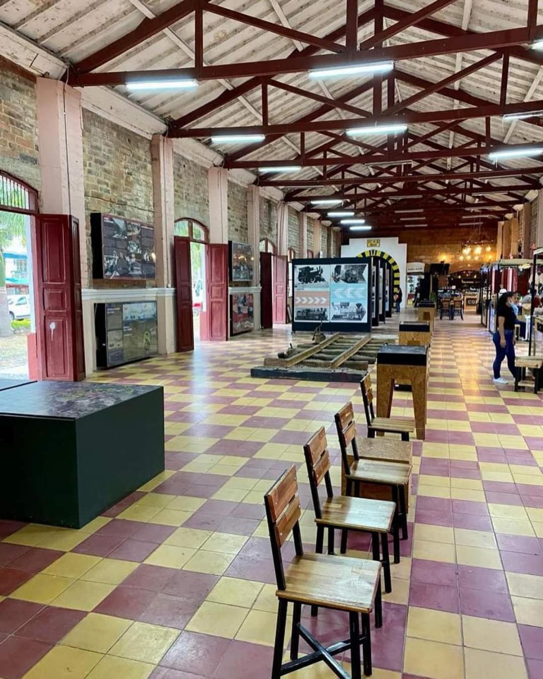 Amueblados, Zona Centrica-cisneros- Antioquia Apartment